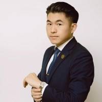 主持人 观相