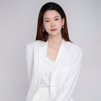 管家 一雯