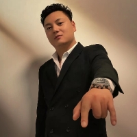 主持人 倾听杨勇