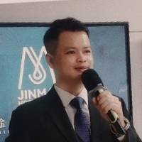 主持人 建松