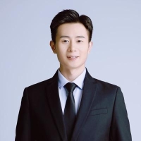 主持人 润泽