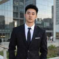 主持人 李云青