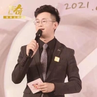 主持人 传奇凯飞