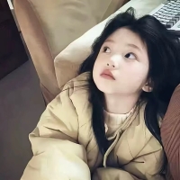 化妆师小曼