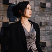 主持人 语清