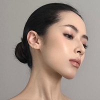 化妆师芳芳