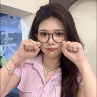 摄像师水水
