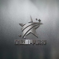 主持人张