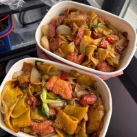 摄影师富的刘油