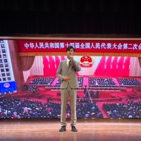 主持人刘龙龙