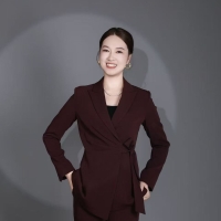 主持人彩彩